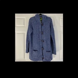ON SALE…Gorgeous (like New) Women’s Vintage Carraigdonw Irish sweater jacket